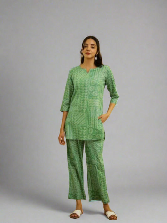 Green cotton co-ord set with 3/4th sleeves