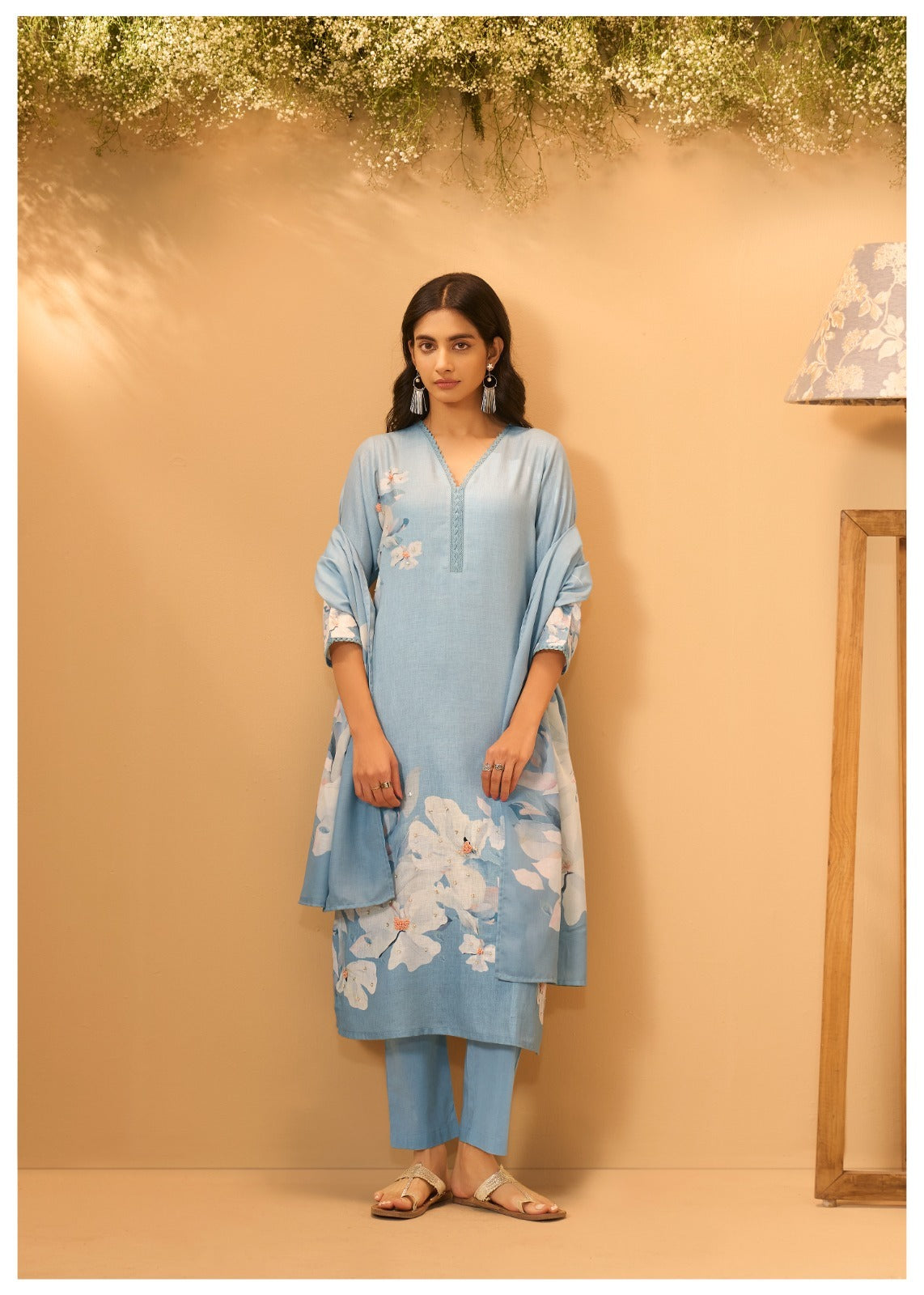 White Linen 3piece Set  
Featuring intricate handwork and digital print dupatta